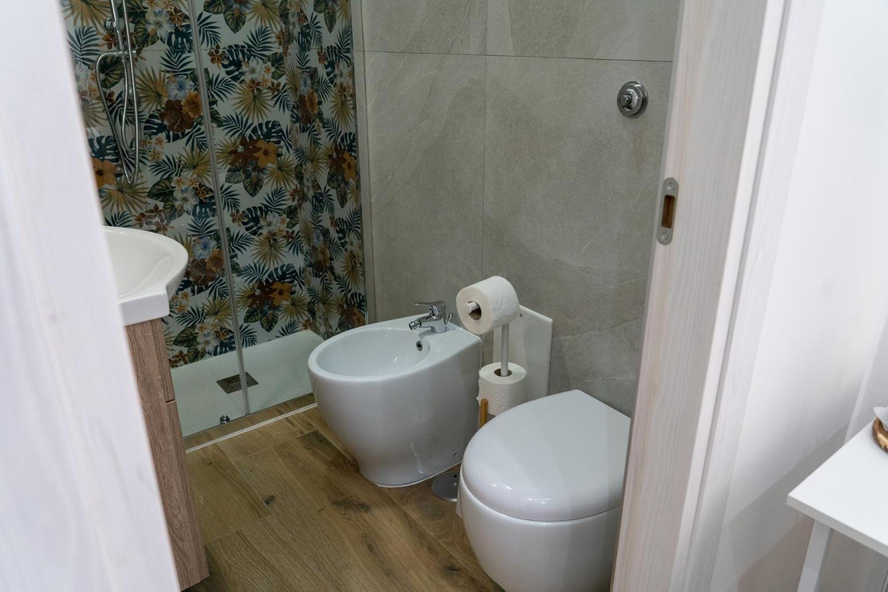 A Casa Di Edel Bed & Breakfast Naples Exterior photo