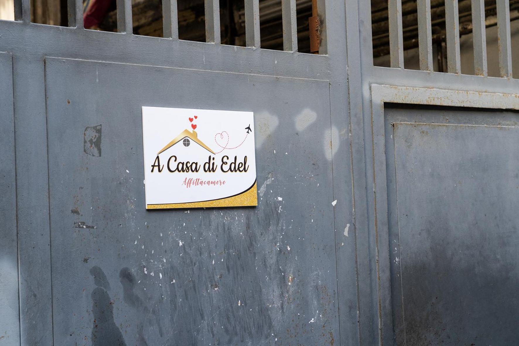 A Casa Di Edel Bed & Breakfast Naples Exterior photo